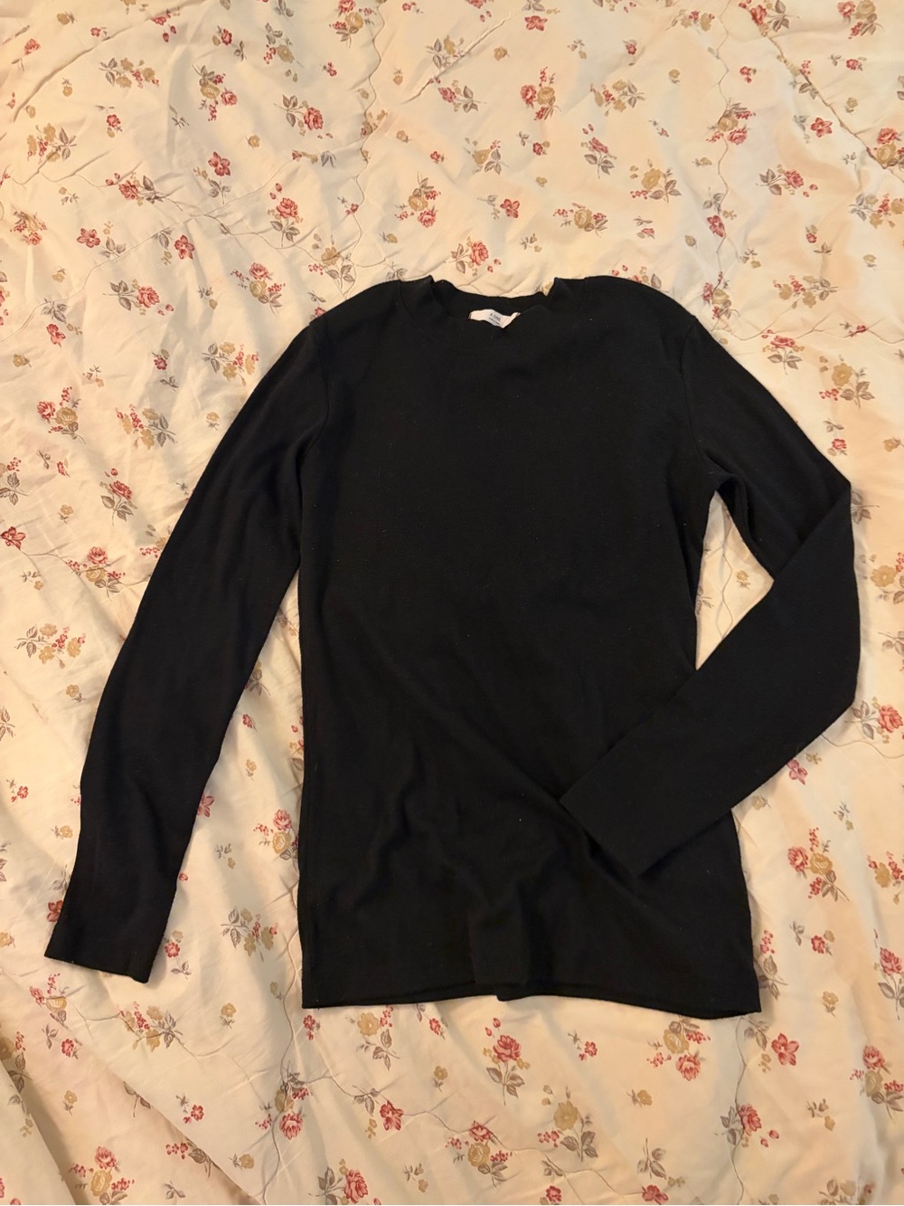 Womens Black Crewneck Long Sleeve
